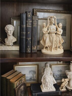 Vintage A. Santini Three Graces Sculpture Italy Figure Ivory Resin Statue 9”